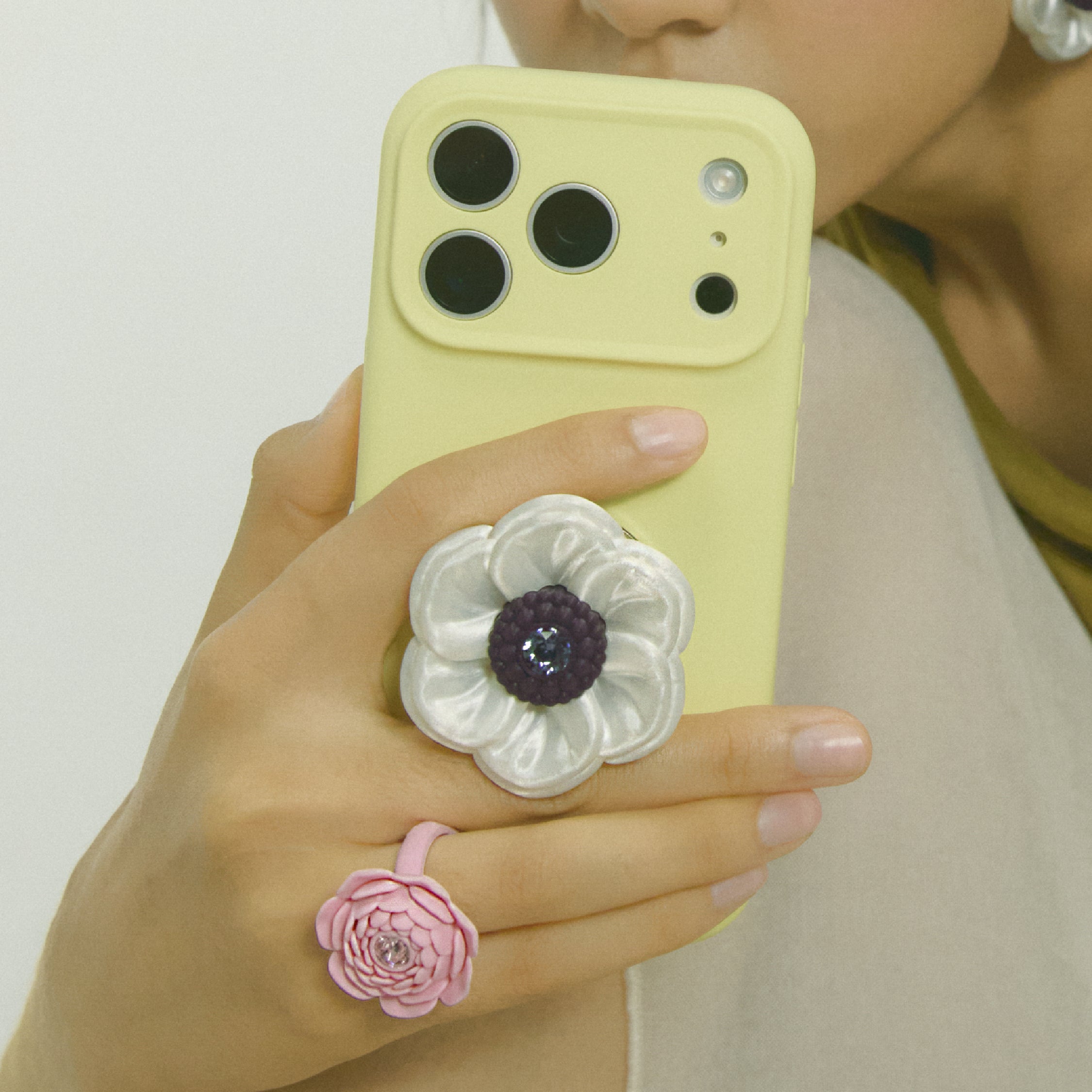 CLOSE-UP-07.webp