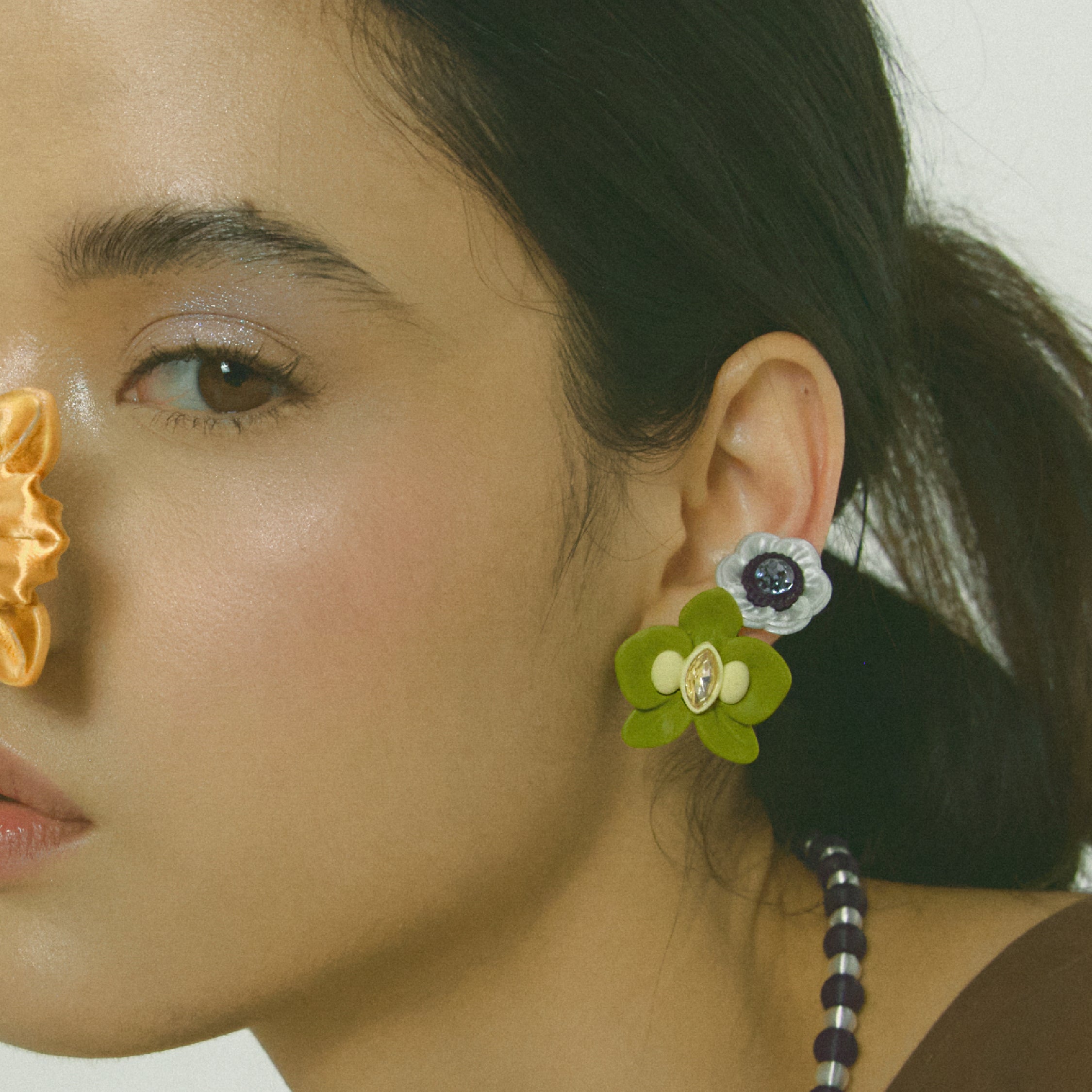 ANEMONE EARCUFF