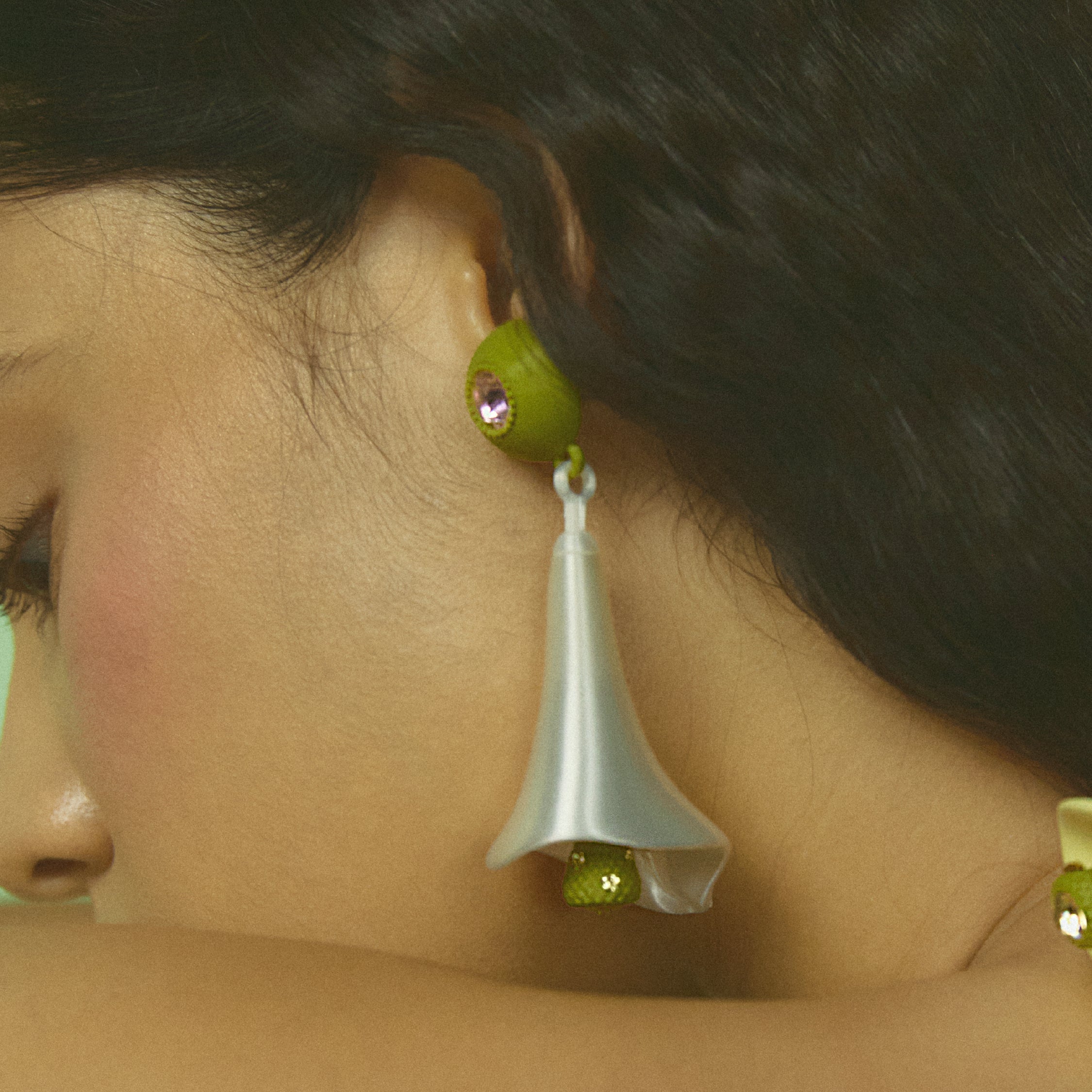 CALLA LILY EARRINGS