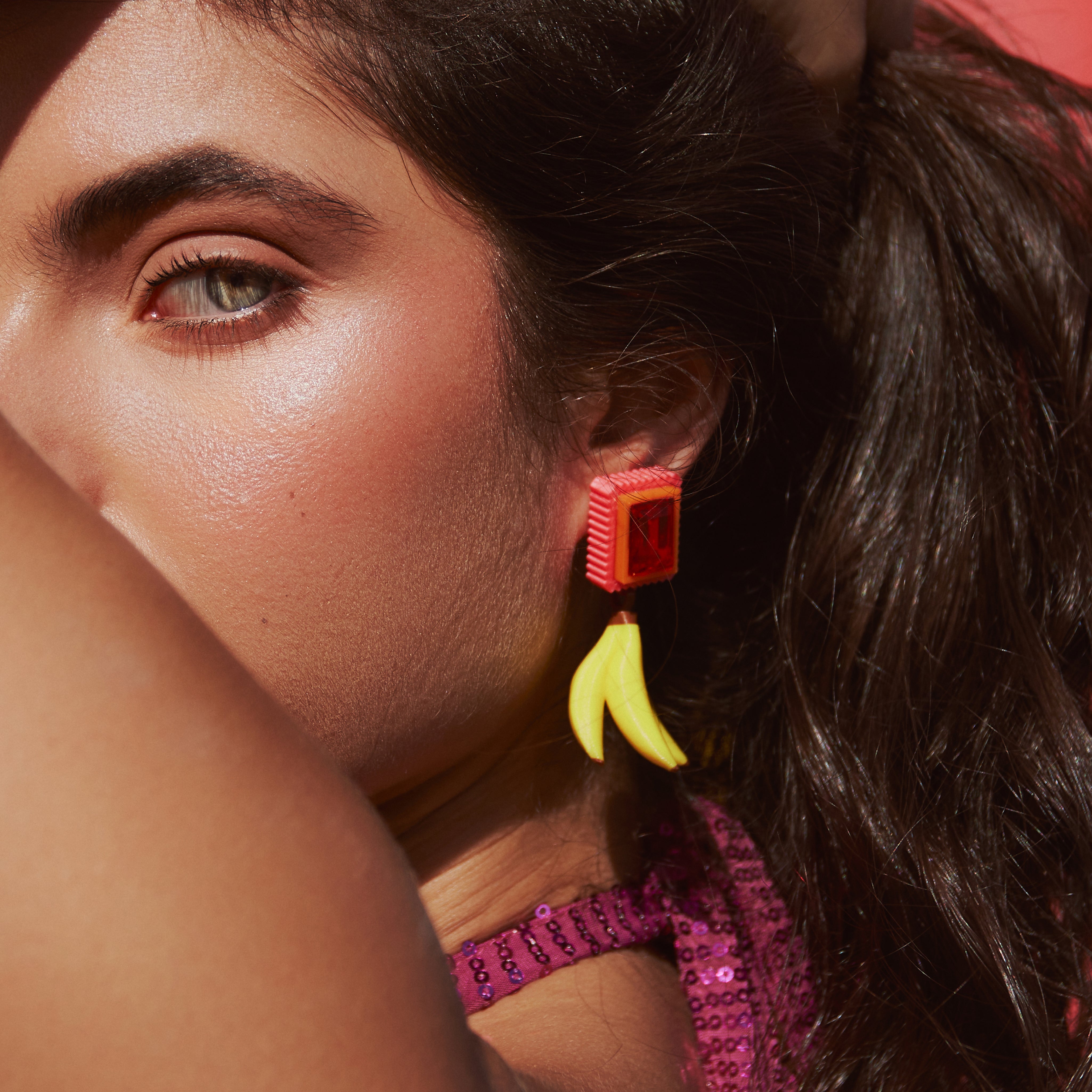 CRYSTAL EARRINGS WITH BANANA CHARM