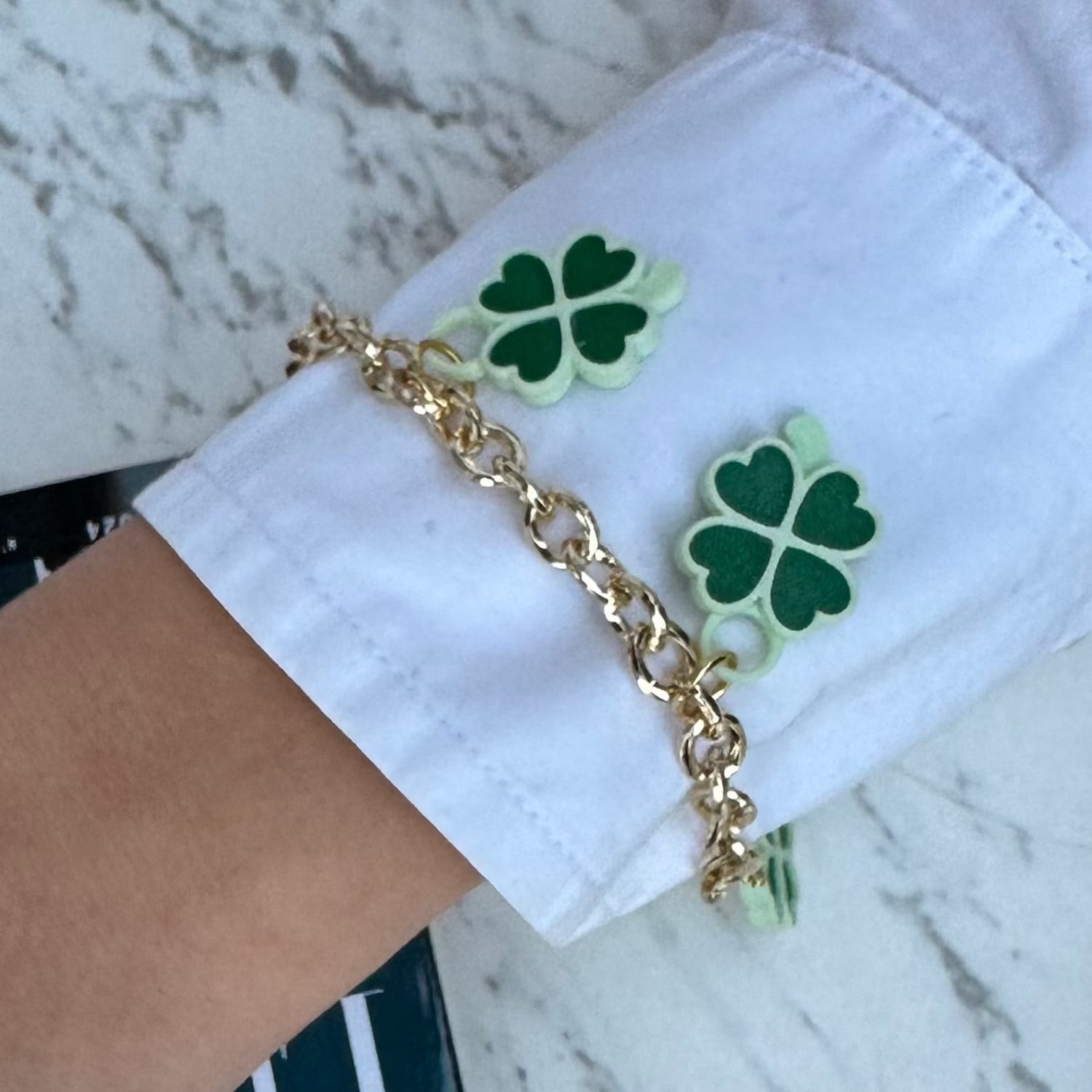 CLOVER CHARM BRACELET