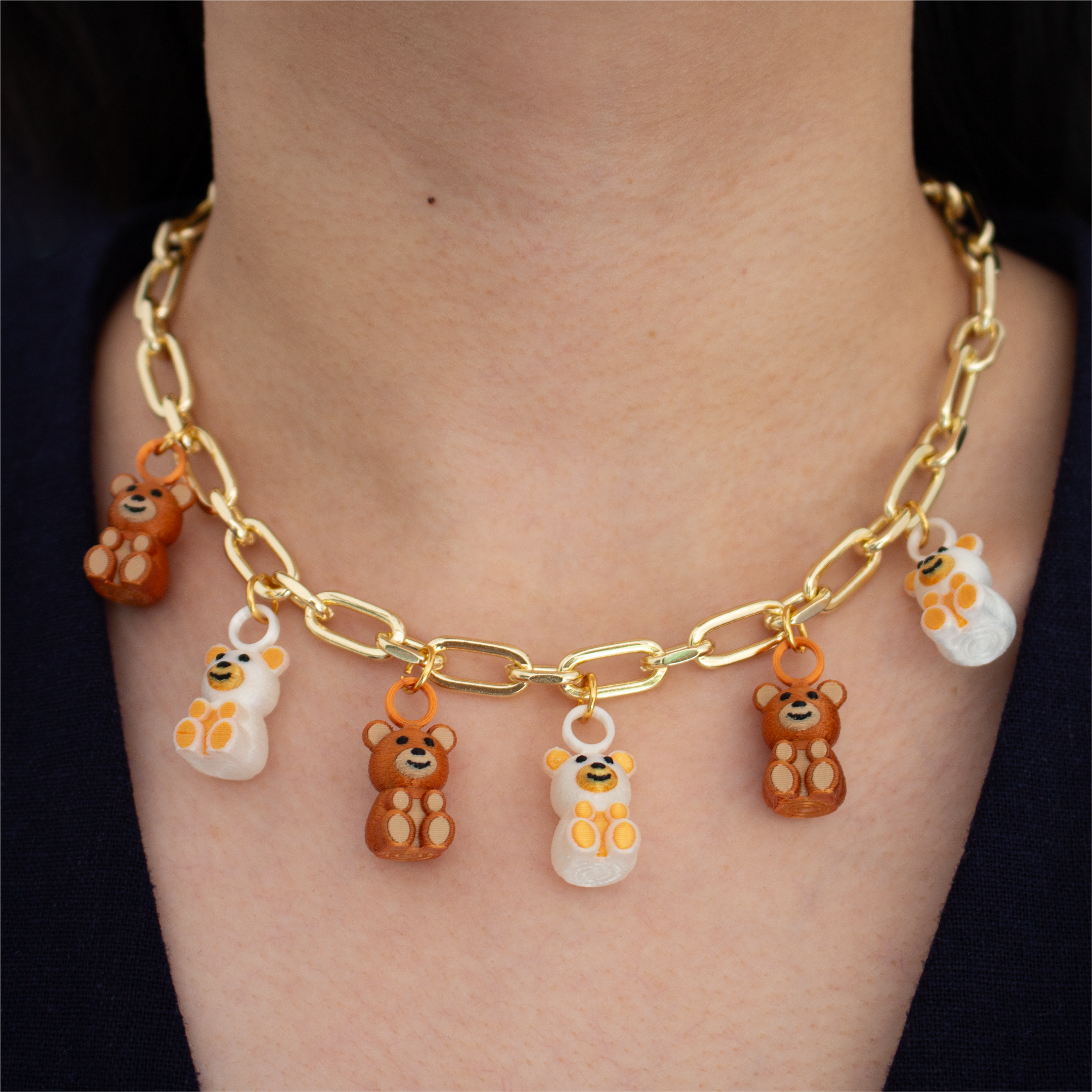 GRIZZLY BEAR CHARMS NECKLACE